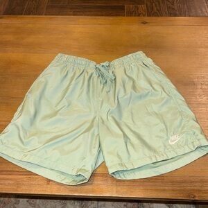 Nike mens Sportswear Sport Essentials Woven Lined Flow Shorts